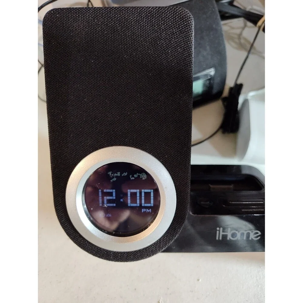 iHome clock charger